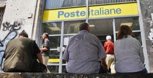 Nei giorni scorsi i terminali di molti uffici postali sono rimasti bloccati, impedendo così ai cittadini di effettuare pagamenti e prelievi o inviare raccomandate
