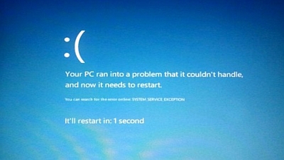 La schermata blu di errore presente sulla Developer Preview di Windows 8